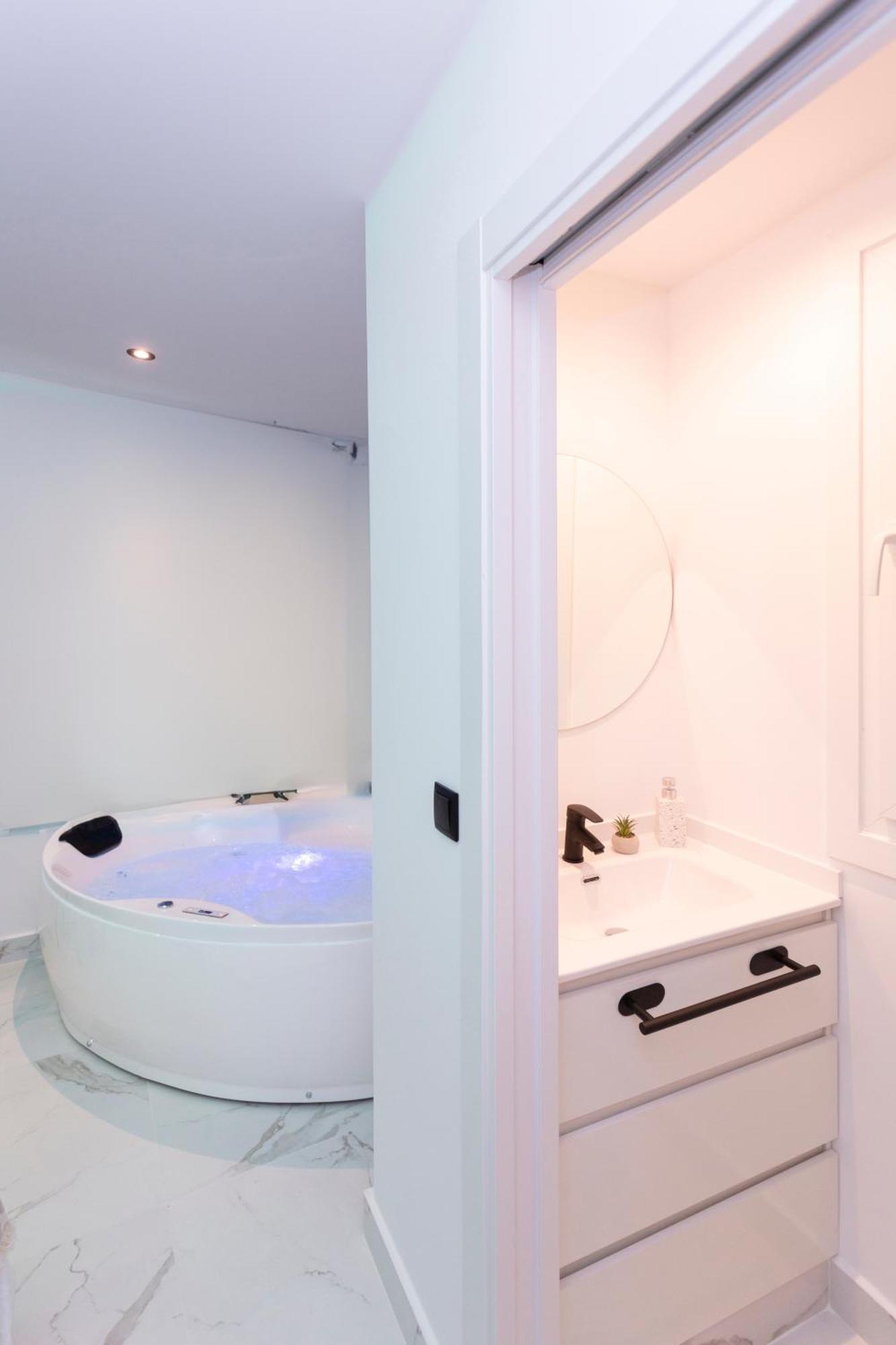 Apartamentos Triple M Malpica Ngoại thất bức ảnh
